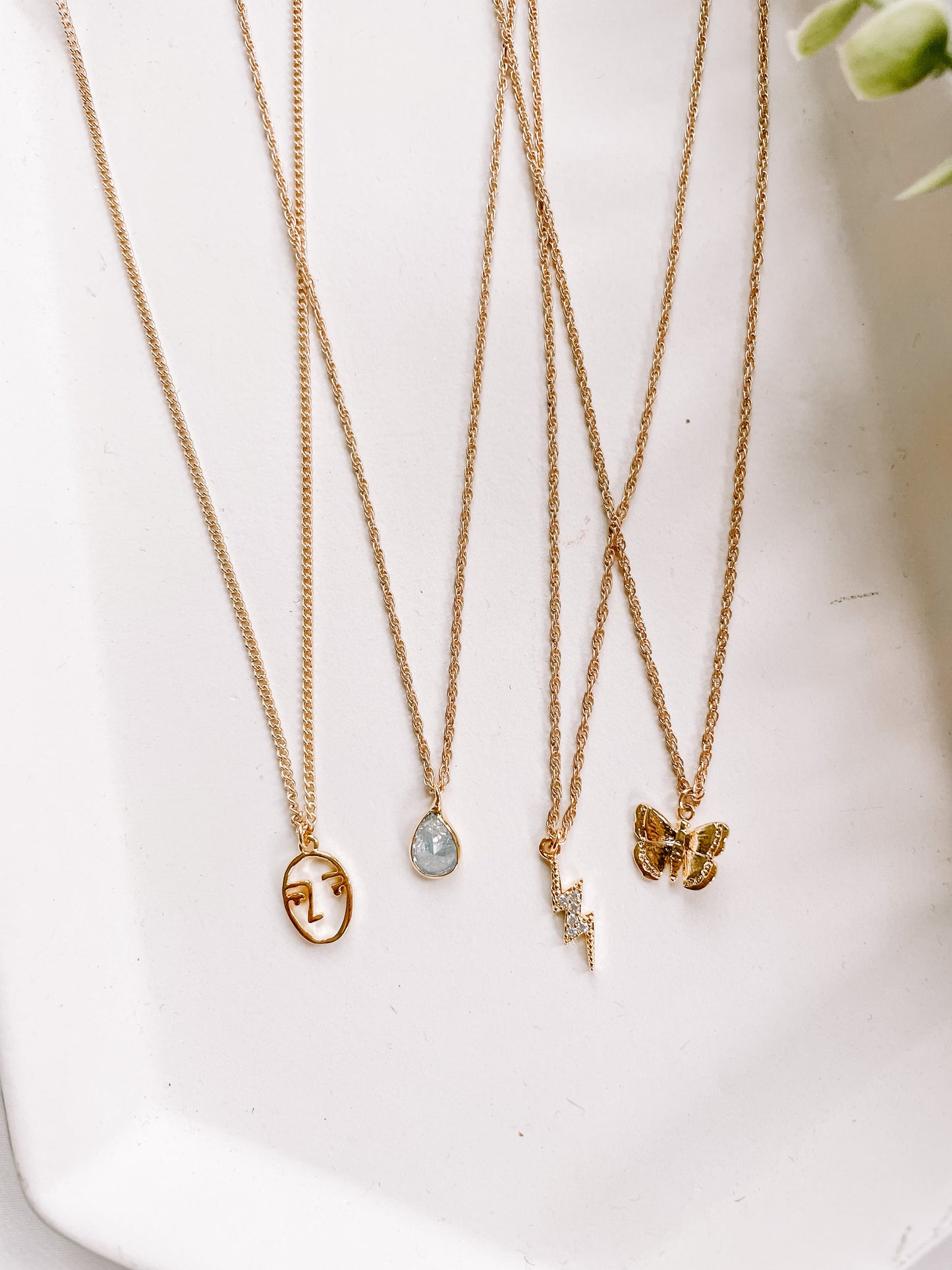 Betty necklace