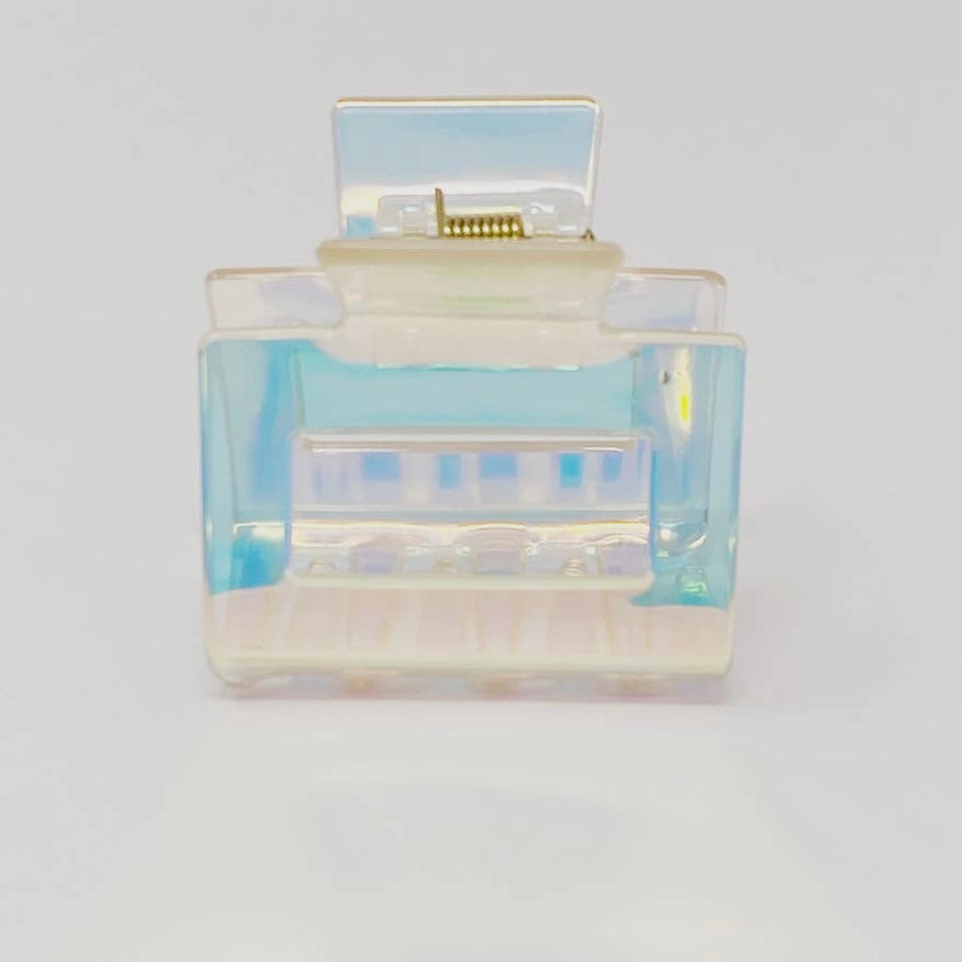 Iridescent hair claw