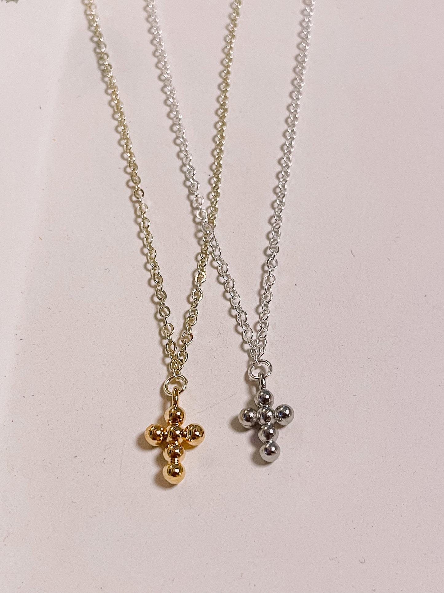 Cross charm necklace