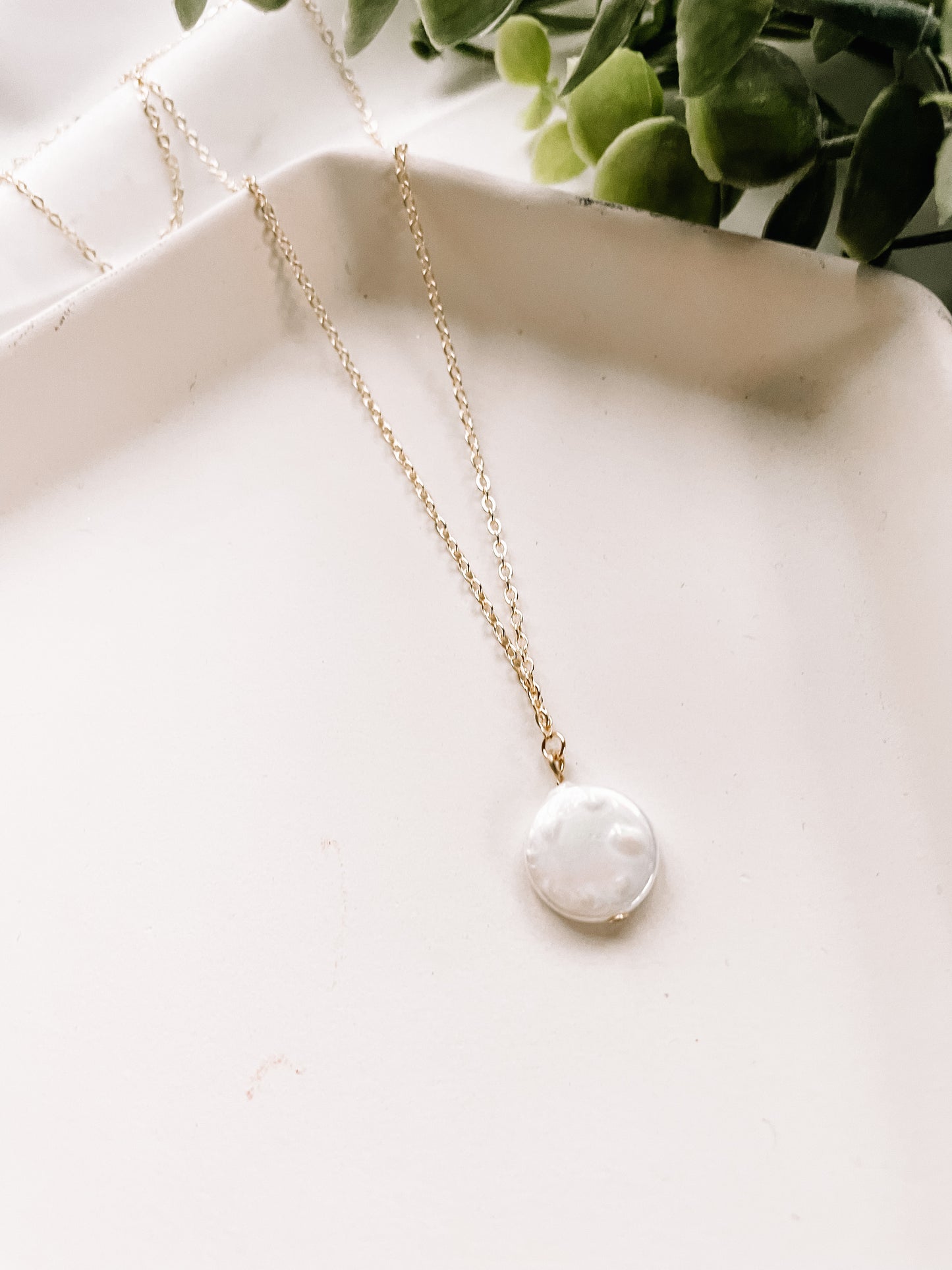 Puffed Pearl pendant necklace